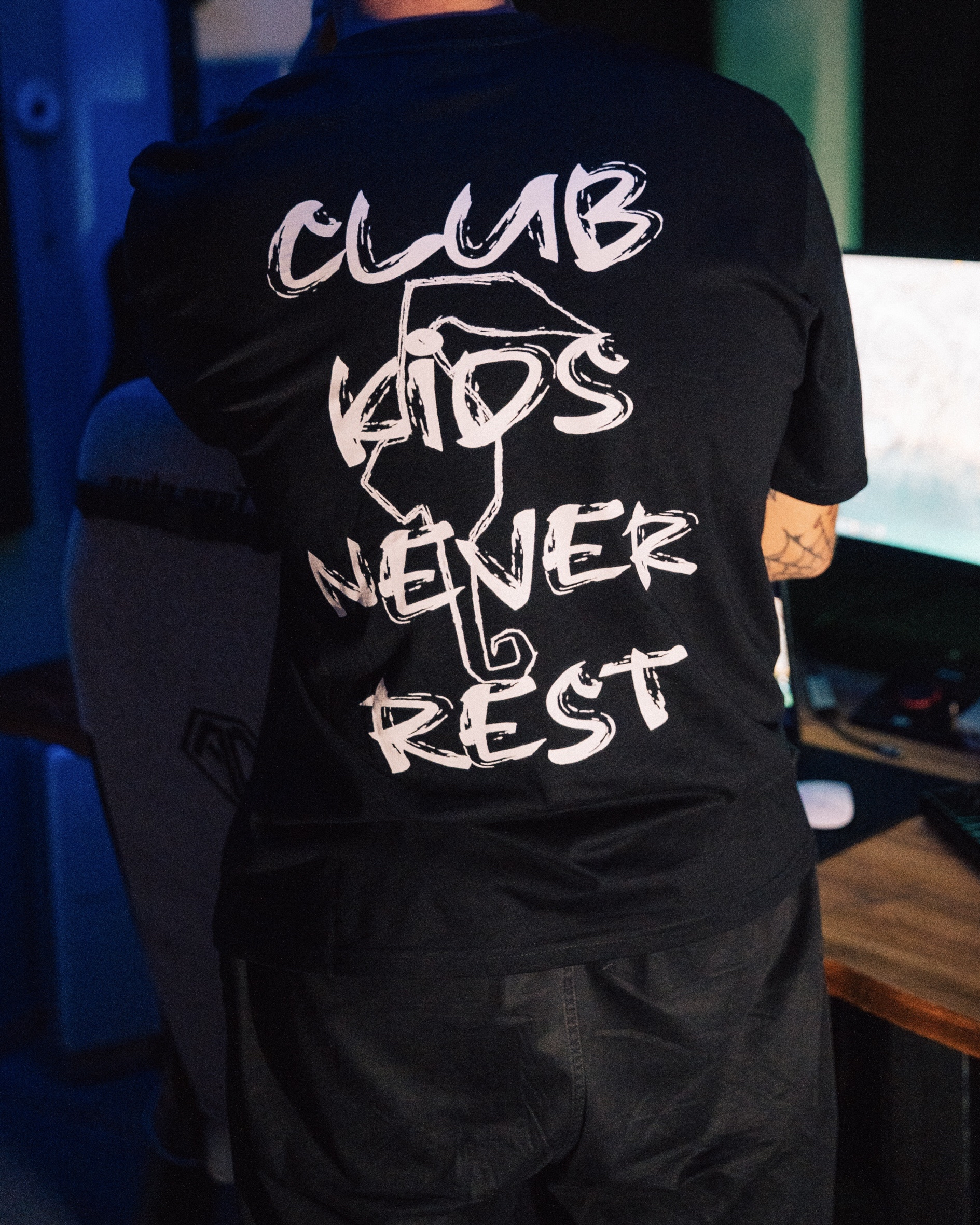 x SS - CLUB KIDS